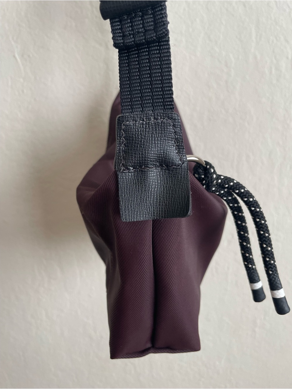 Longchamp Plum Nylon Shoulder Crossbody with Black Strap - Picture 4 of 6